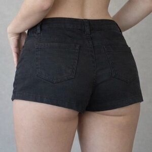 JW Maxx Size 3 Black Color Ladies Juniors Short Shorts Highrise